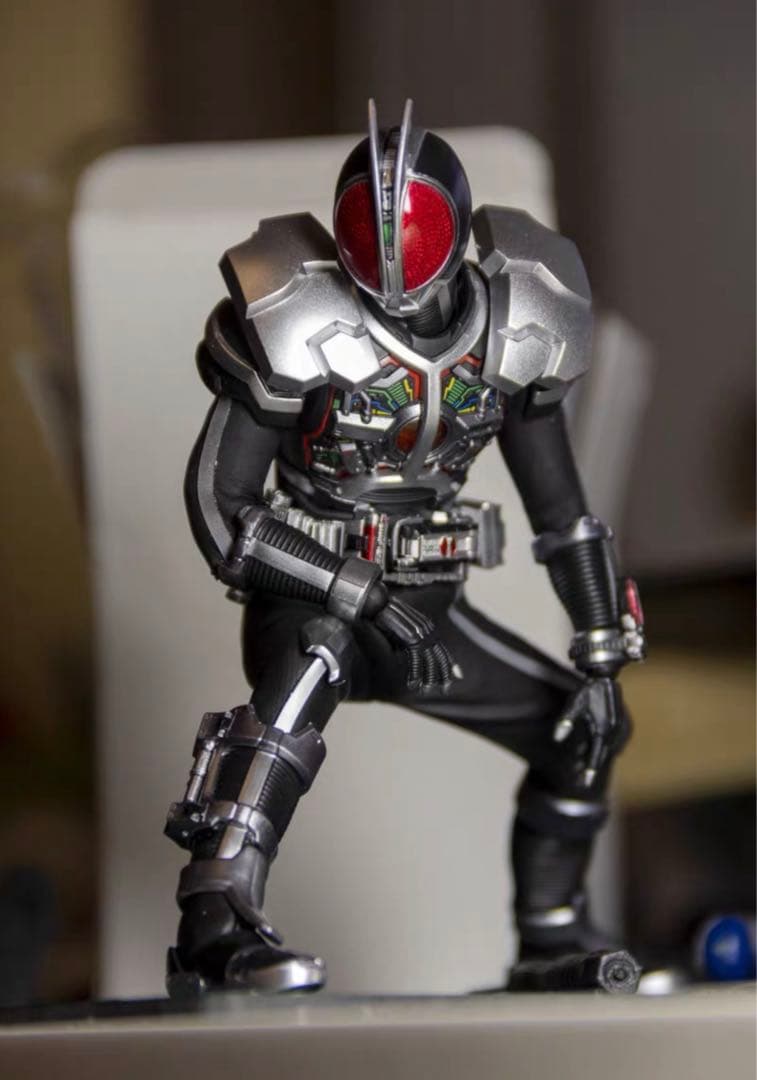 S.H.Figuarts真骨彫　仮面ライダーファイズ アクセルフォーム　カスタム
