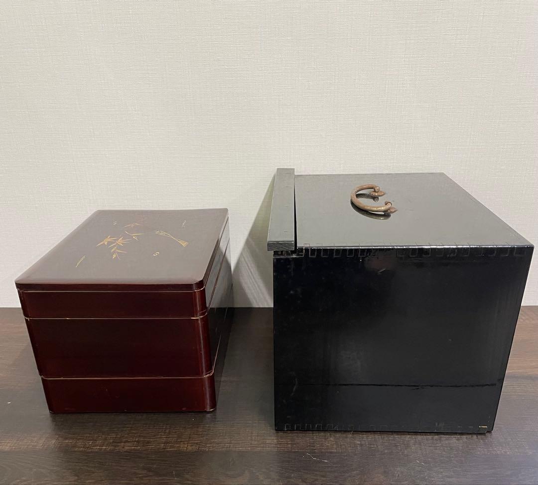 【骨董・漆器】天然木 漆塗 重箱 外箱付き 蒔絵（竹・矢）三段重提重アンティーク
